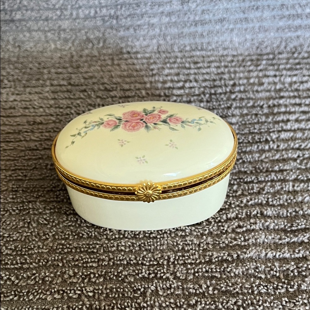 Lenox Cream and Pink Floral Porcelain Trinket Box with Gold Trim